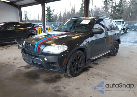 2012 BMW X5 xDrive50I z USA, uszkodzony, nr VIN 5UXZV8C55CL423835